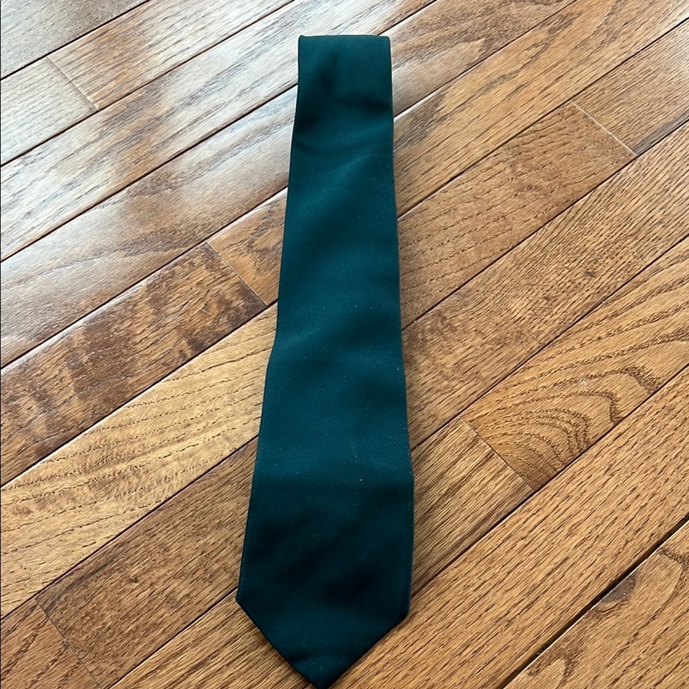 Elegant Green Tie for Men